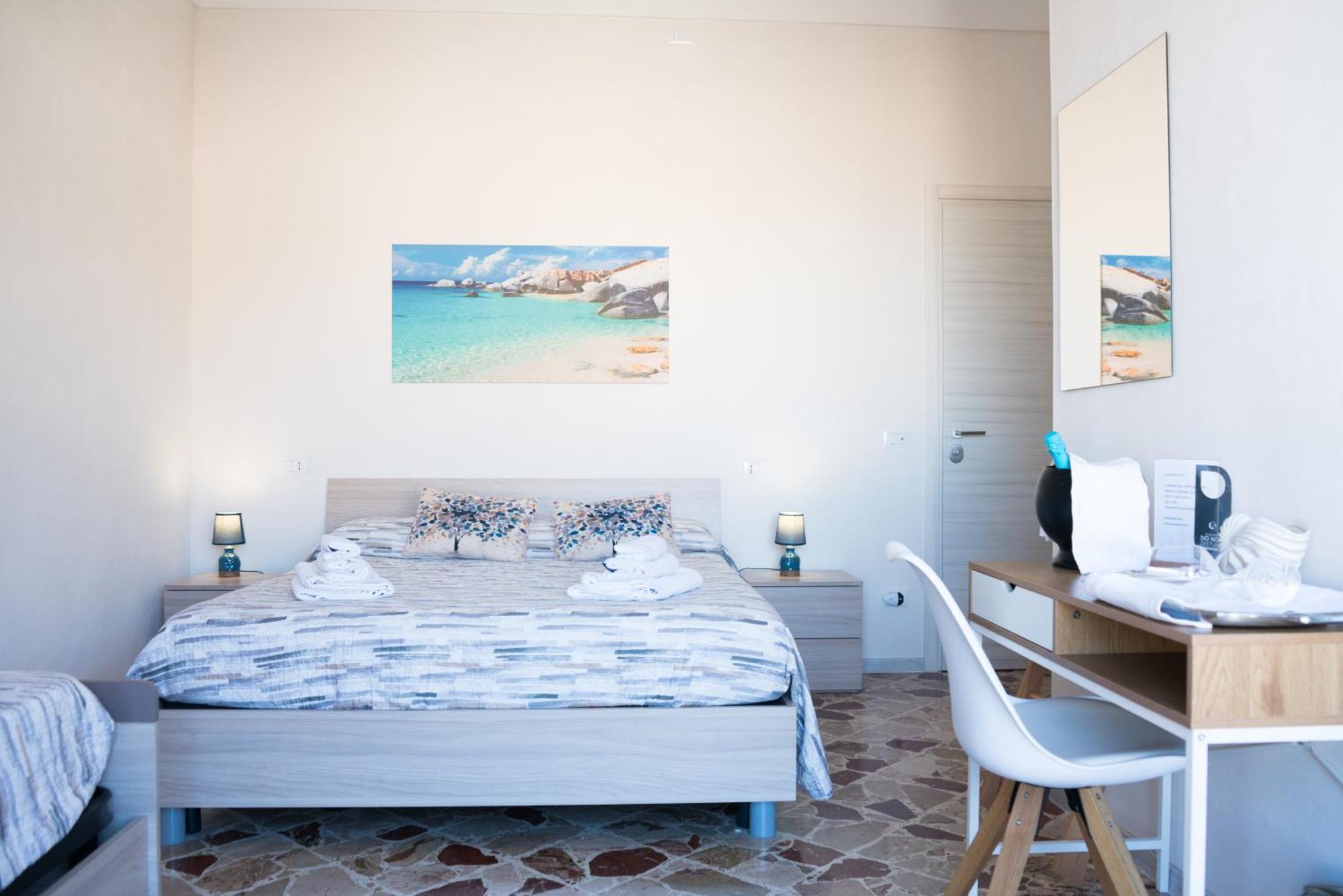 Ponente & Maestro Rooms Favignana Exterior foto